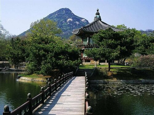 The Westin Chosun Hotel Seoul, Rezervați Hotel Jung-Gu Seul, aproape de Jogyesa Temple