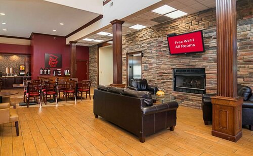 Red Roof Inn & Suites Lake Orion / Auburn Hills, Забронировать Отель Оберн-Хиллс Detroit Metropolitan Area