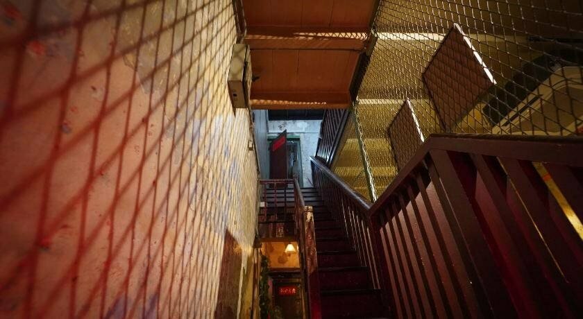Dé Cafe & Rest House - Hostel