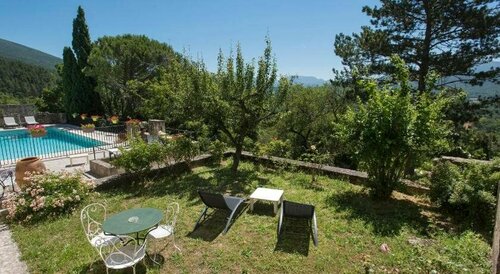 Les Hospitaliers, Rezervați Hotel Hoteluri în Drôme Provençale cu parcare, Parcare