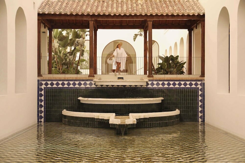 La Zambra Resort