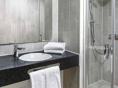B&B Hotel Stuttgart-Airport/Messe, Réserver Chambre d'hôtes Hôtels à Stuttgart avec parking, près de Salle de réception SI-Centrum Stuttgart, Parking