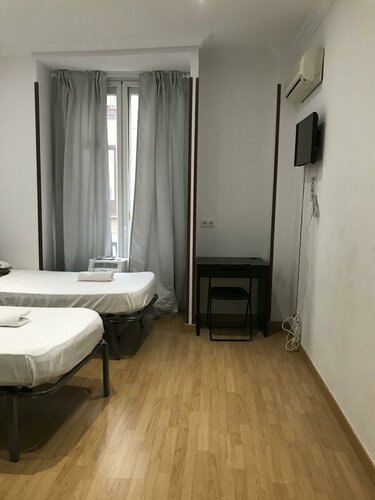 Lm Rooms Opera, Забронировать Отель Мадрид Провинция Мадрид, рядом с Арка Кучильерос