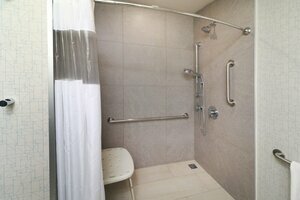 Holiday Inn Express - Monterrey - Fundidora by IHG, Buchen Sie Hotel Monterrey Centro 