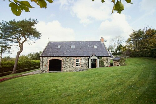 Bay Tree Cottage, Забронировать Дом для отпуска Отели Северной Ирландии с парковкой, Парковка
