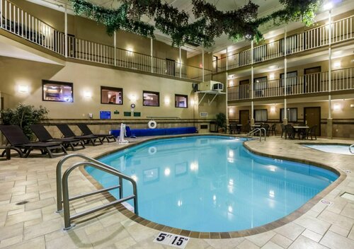 Motel 6 Minot, ND, Забронировать Мотель Отели Майнот с парковкой, Парковка