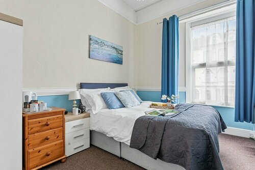 Wayfarer Guest House, Varaa Matkakoti Hotellit Torquay aamiaisella, lähellä Corbyn Beach, Aamiainen