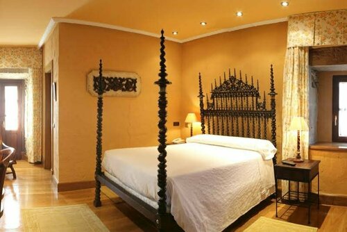 Hotel Palacio Guevara, Varaa Hotelli Hotellit Cantabria Coast aamiaisella, Aamiainen