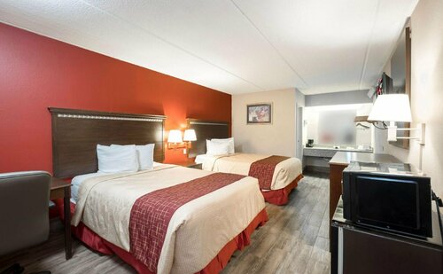 Red Roof Inn Jackson Downtown - Fairgrounds, Забронировать Отель Джэксон Нью-Гемпшир, рядом с Музей прав человека в штате Миссисипи