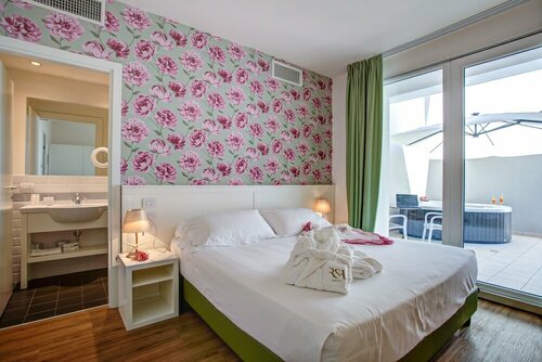 Rimini Suite Hotel, Забронировать Отель Ривабелла Римини, рядом с Аквапарк Arenas Water