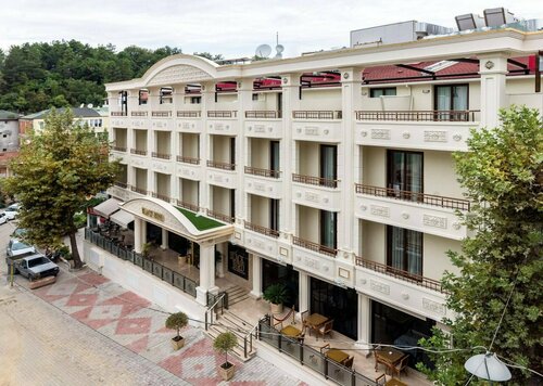 Black Bird Thermal Hotel & SPA, Boek Resort Hotels in Yalova met parkeren, Parkeren