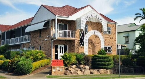 Isla House Greenslopes, Забронировать Отель Отели Брисбна с парковкой, рядом с Торговый центр Stones Corner Village, Парковка