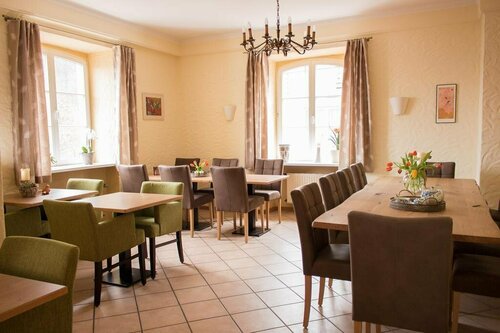 Kräuterhotel Villa Vontenie, Забронировать Вилла Кордель Trier-Saarburg