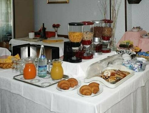 Hotel Lidia