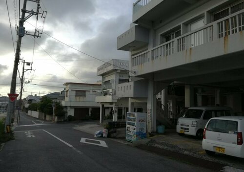 Koza Share House Woman Only, Book Hotel Hoteller i Okinawa med parkering, Parkering