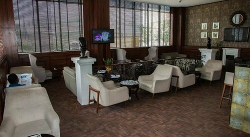Airport Golden Tulip Hotel, Varaa Hotelli Hotellit Lagos State aamiaisella, Aamiainen