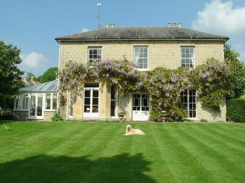 The Cottage at Weston Lawn, Забронировать Отель «постель и завтрак» Отели Bath and North Somerset с парковкой, Парковка