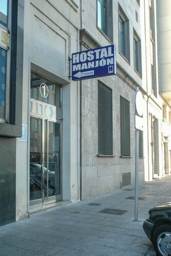 Hostal Manjon, Забронировать Отель Бургос Burgos Province, рядом с Музей ретабло
