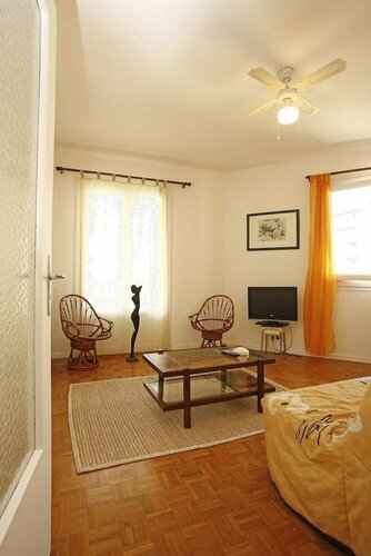 MyNice Riviera, Забронировать Отель Отели Ниццы 3 звезды, рядом с Старая Ницца, 3*