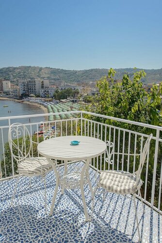 B&B Vistamare Suite, Book Bed and Breakfast Hoteller i Agropoli med pool, Swimmingpool