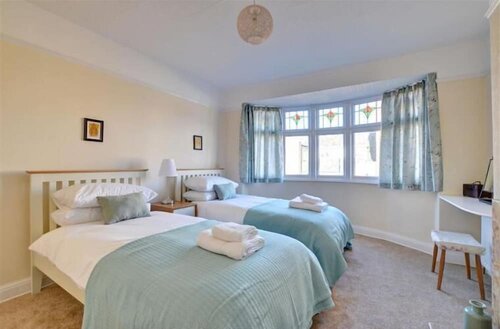 York Villa, Rezervați Vilă Hoteluri de 3 stele în Merseyside, 3*