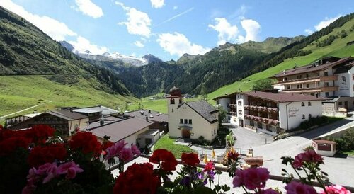 Hotel Klausnerhof, Rezerwuj Hotel Hotele w Tirol z Basenem, Basen