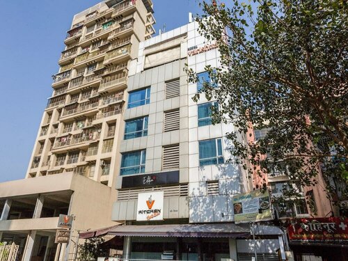 HOTEL VARISHTTA - Kopar Khairane - Quality and Comfort, Забронировать Отель Нави-Мумбаи штат Махараштра