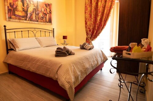 Binario 56, Buchen Sie Hotel Hauptbahnhof Neapel