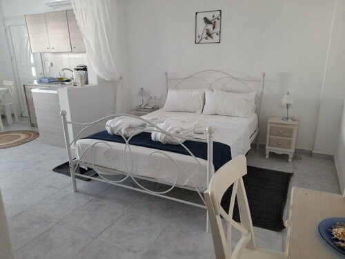 Sea paradise villas - Seaside & private jacuzzi, Забронировать Отель Отели Ия с парковкой, Парковка