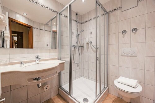Hotel Wartburg, Rezervasyon Otel Stuttgart-Mitte Stuttgart