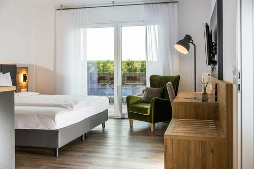 Waldhotel zum Bergsee Damme, Забронировать Отель Дамме Oldenburger Muensterland