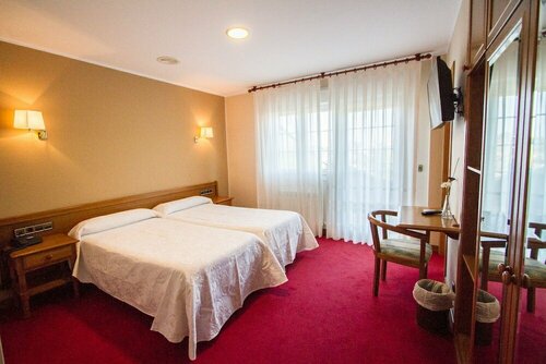 Pensión San Jorge, Boek Pension Hotels in Asturië met parkeren, Parkeren