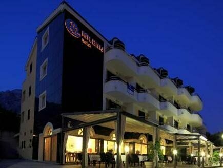 Hotel Milenij, Забронировать Отель Отели Макарска 4 звезды, рядом с Общественный Пляж Макарска, 4*