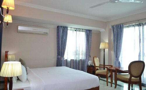Hotel Nikko Towers, Buchen Sie Hotel Mchafukoge Daressalam