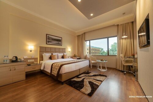 Hotel Clarks Shiraz, Забронировать Отель Агра штат Уттар-Прадеш