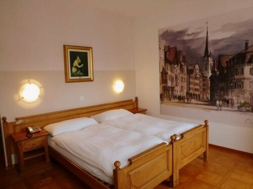 Hotel Central Continental, Prenota Hotel Unterseen Interlaken