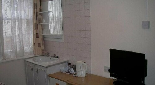 Melrose Hotel, Забронировать Отель Клактон-он-Си Эссекс