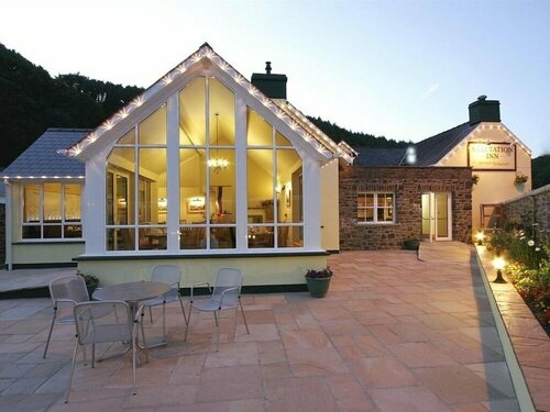 Salutation Inn, Reservar Casa de hóspedes Nevern Glamorgan