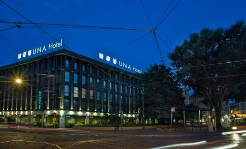 UNA Hotels Cusani Milano, Забронировать Отель Отели Милана с завтраком, рядом с Площадь Дуомо, Завтраки