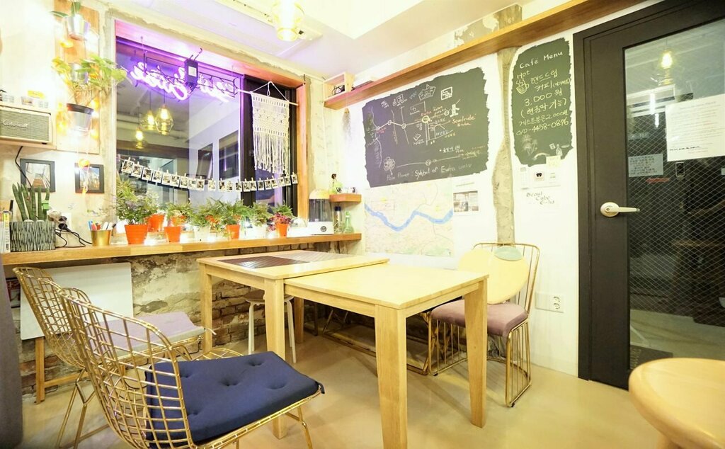 Seoul Cube Ewha - Hostel