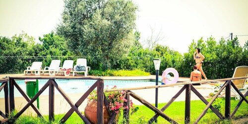 Le Case Del Merlo Turismo Rurale, Prenota Hotel Hotel a Sicilia con parcheggio, Parcheggio