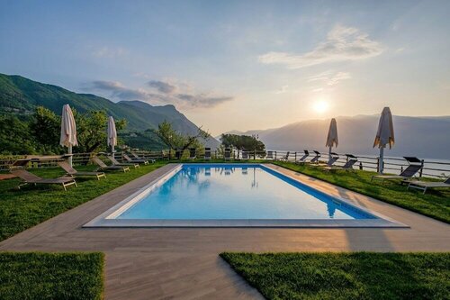 Boutique Hotel Villa Sostaga, Забронировать Бутик-отель Гарньяно озеро Гарда