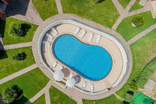 Residenza Le Farfalle, Забронировать Отель Отели Коста-Парадизо с парковкой, Парковка