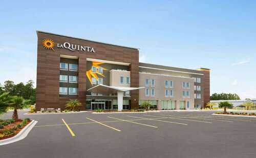 La Quinta Inn & Suites Brunswick, Prenota Hotel Hotel a Georgia con parcheggio, Parcheggio
