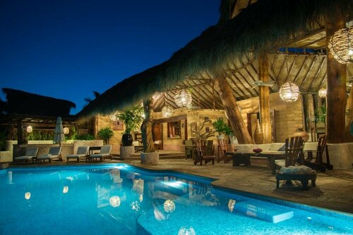 Villa El Ensueño by La Casa Que Canta, Забронировать Вилла Икстапа Ixtapa-Zihuatanejo