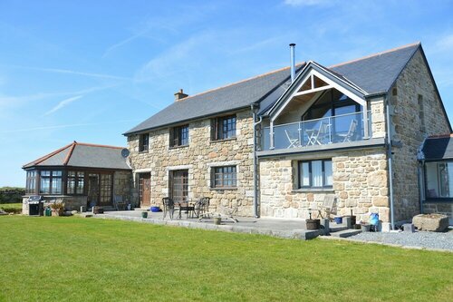 Trendrennen Farm B&B, Varaa Maatalousloma Hotellit Cornwall pysäköinnillä, Pysäköinti