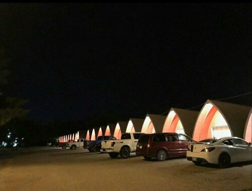 The little chalet motel, Reservar Chalé Moradias em Manitoba, Vila