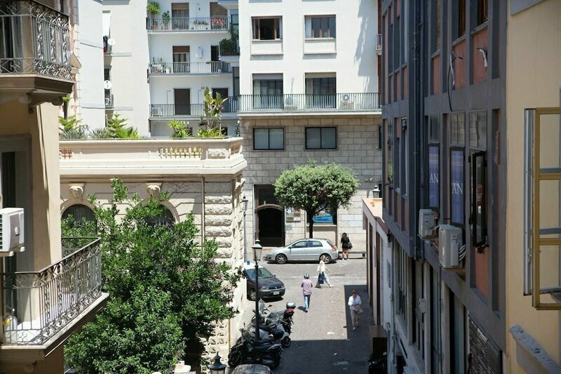 B&b Salerno Center
