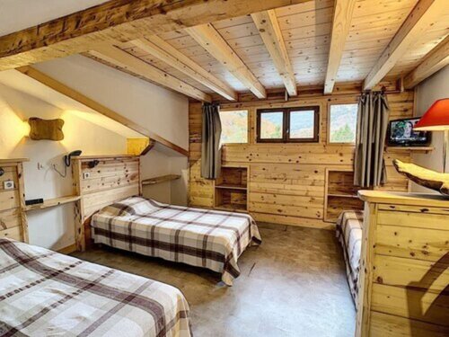 Hotel La Fontaine, Забронировать Отель Отели Лез-Уш 3 звезды, 3*