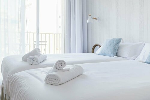 Bypillow Mumm, Book Hotel Tarragona Tarragonès